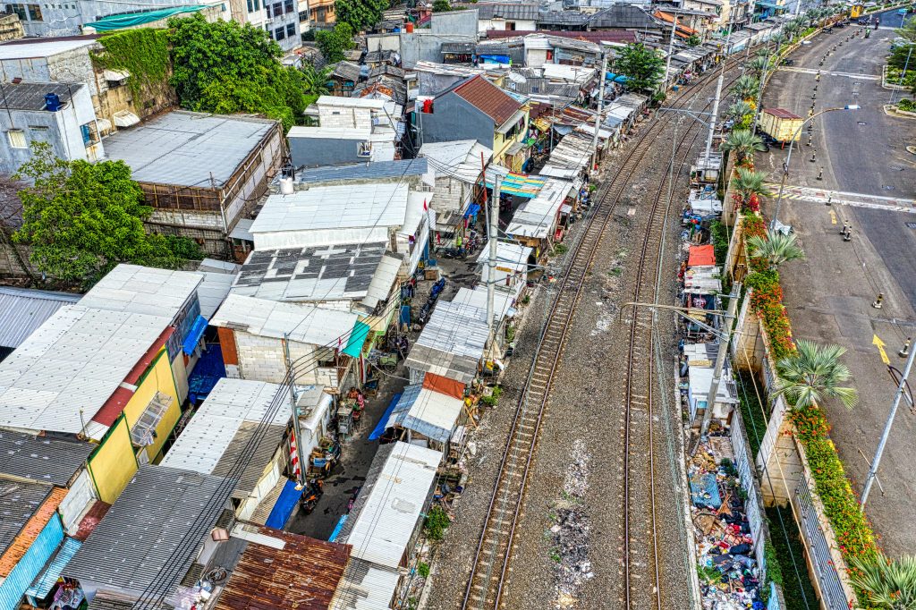 travel jakarta surabaya